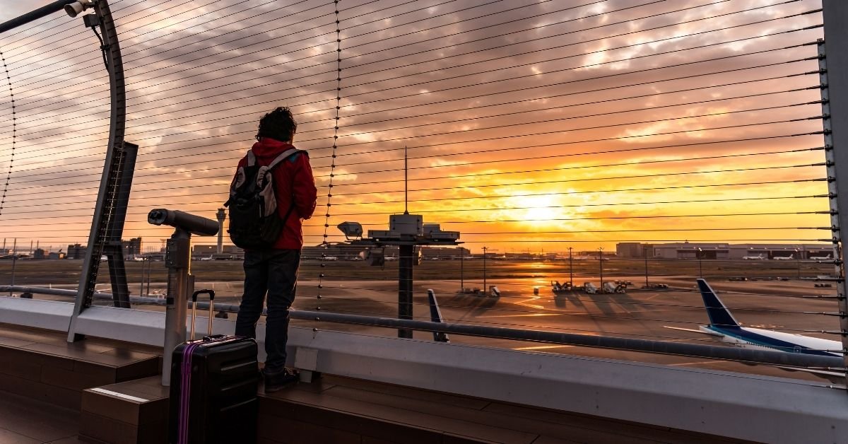 deck de observação do aeroporto de haneda para ver o monte fuji